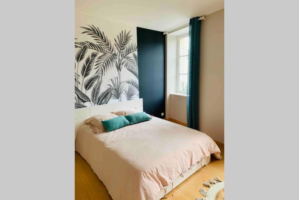 La Roseraie De L Arguenon, Appartement Charmant Centre Ville Jugon-les-Lacs Exterior foto